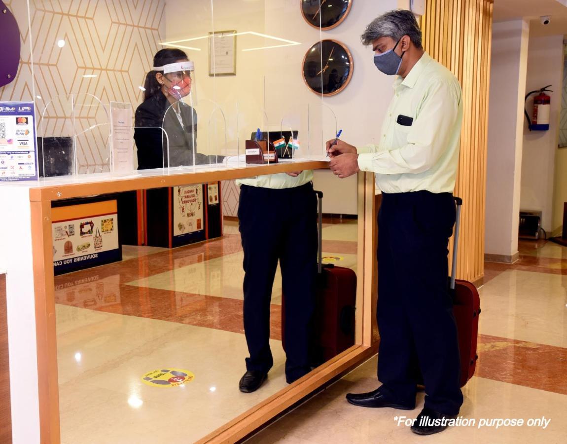 Oyo Hotel Ss Grand لاكناو المظهر الخارجي الصورة